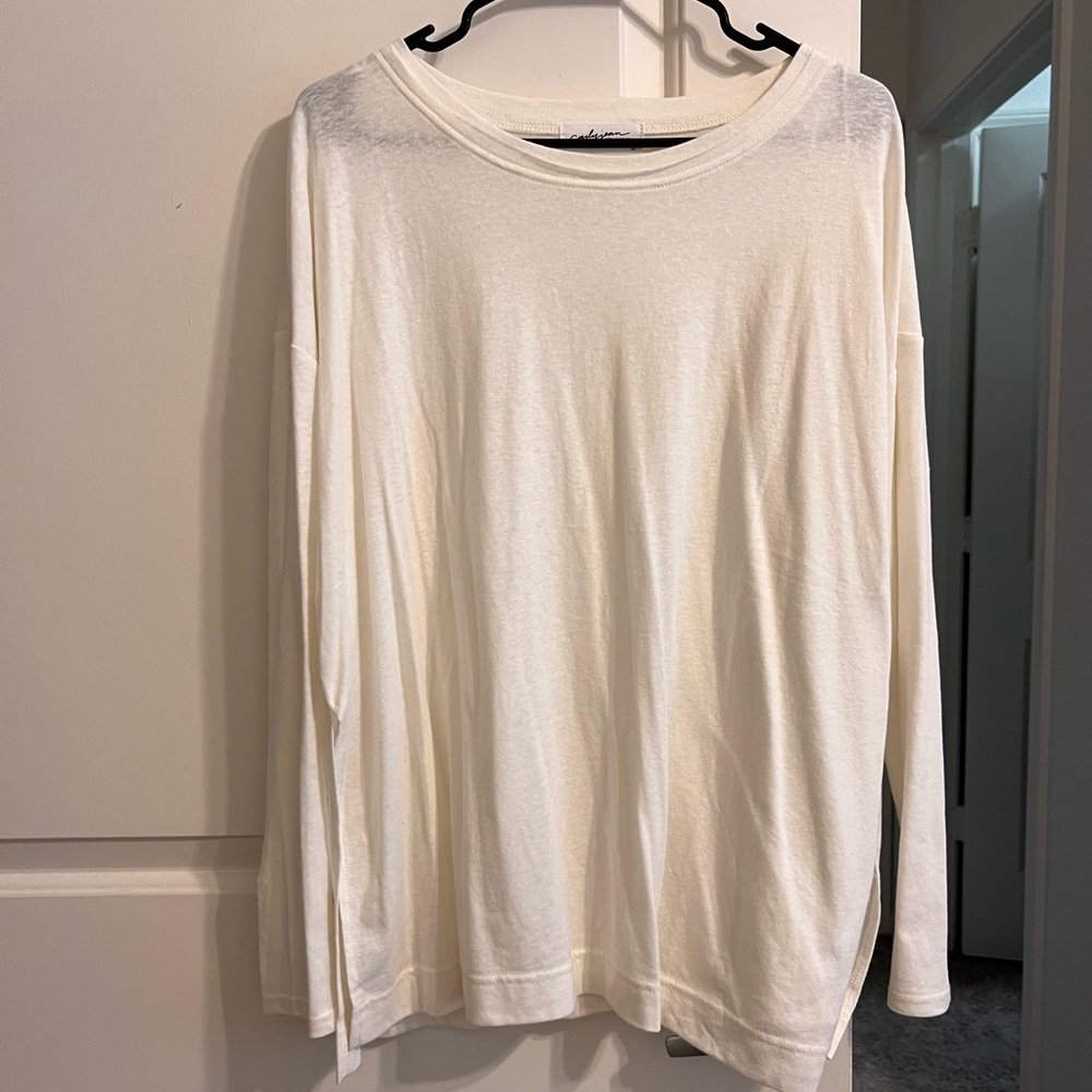 Women's White Long Sleeve Top